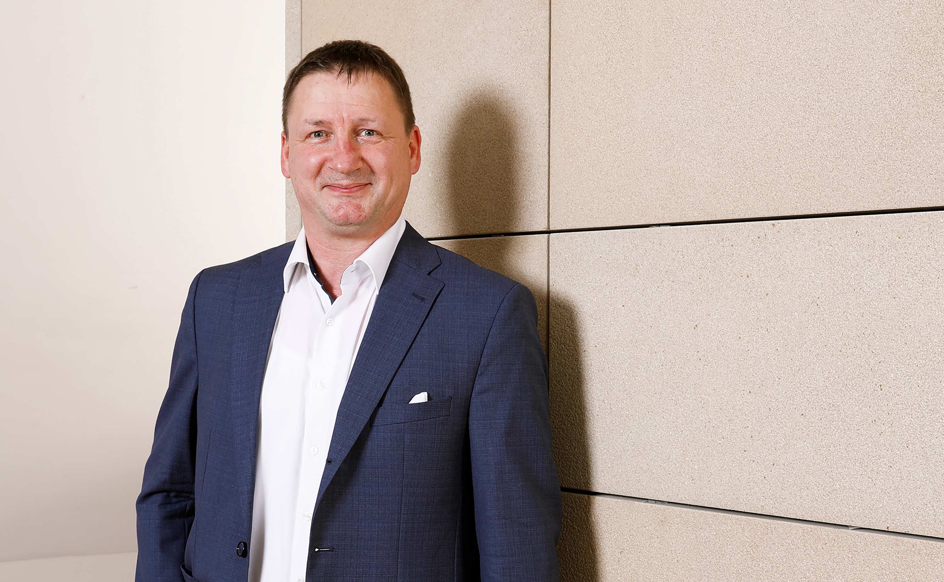 Porträtfoto von Claude Hans (Quelle: Kindernothilfe)