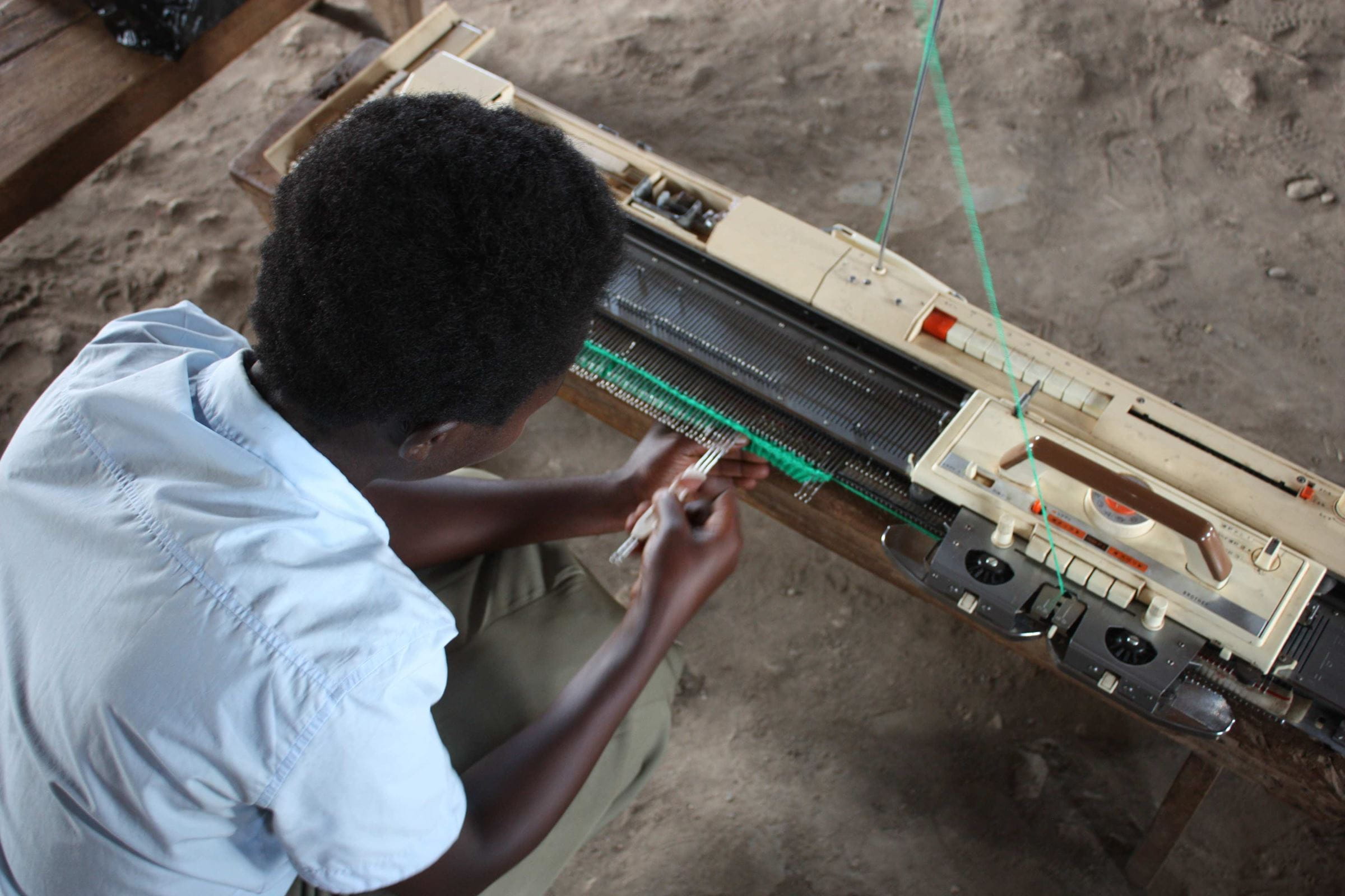 Berufsausbildung zur Näherin - Projektreise KNH-Ö Oktober 2015 Berufsausbildung zur Näherin - Projektreise KNH-Ö Oktober 2015