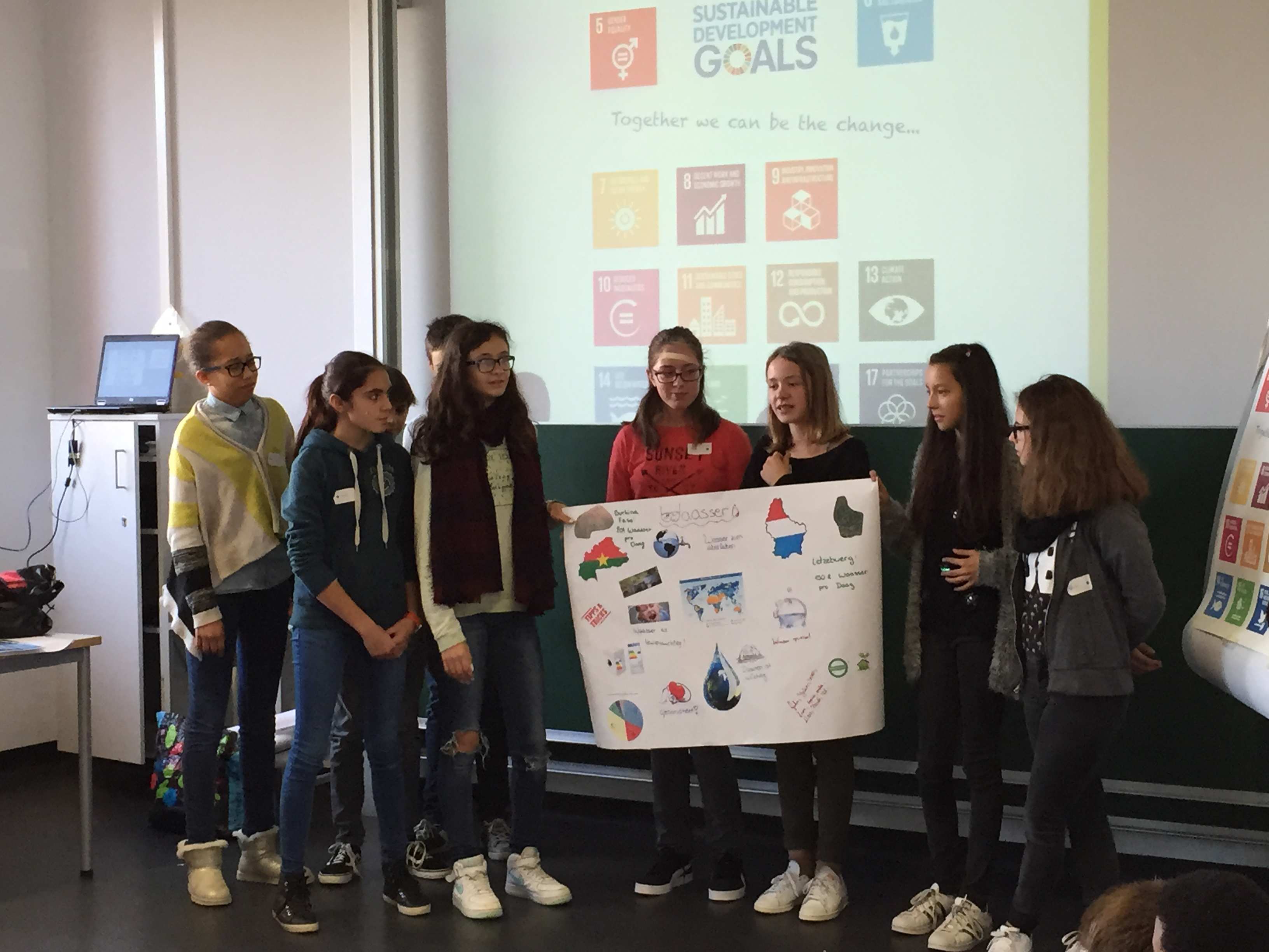 KNHLU Workshop: Our world, our dignity, our future im Athenée